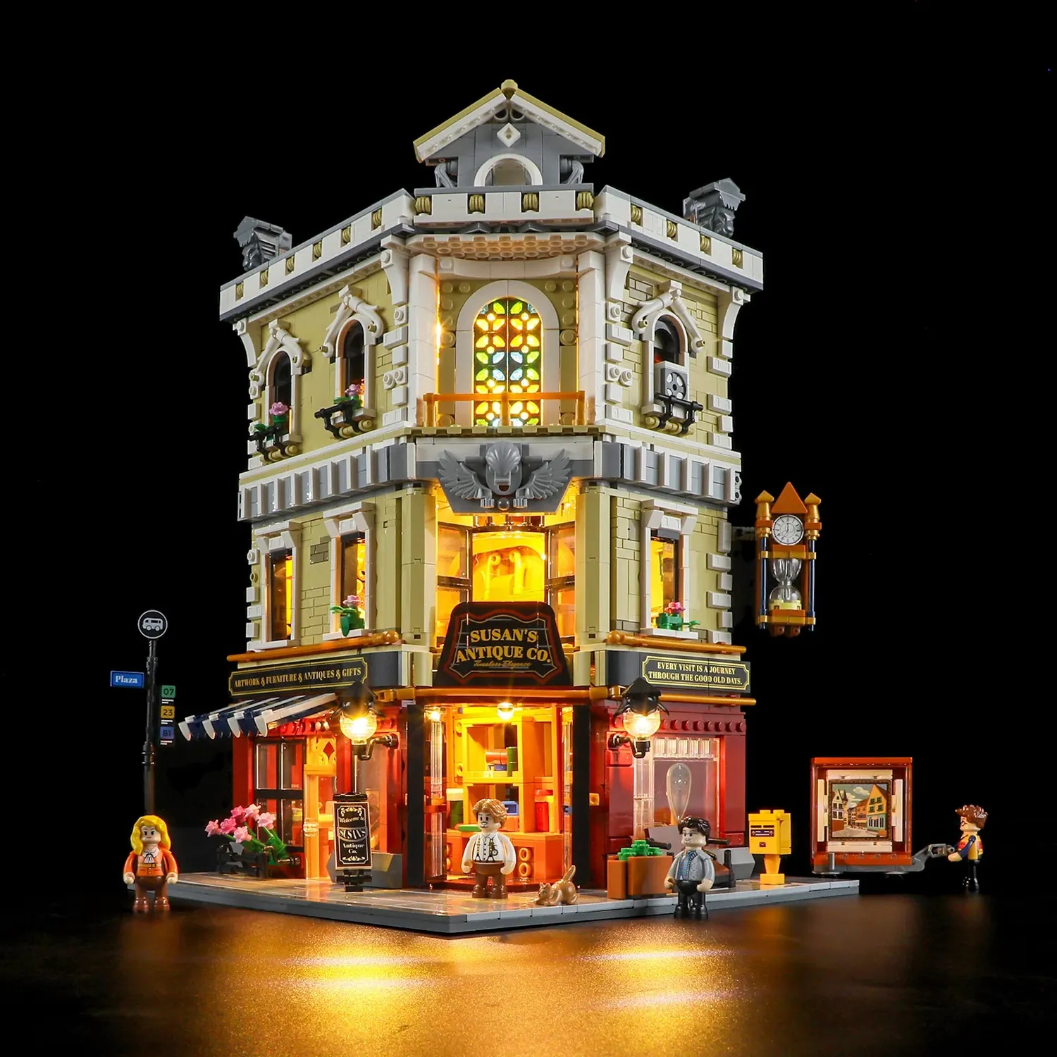 Dragon's Lair Antique Store byggsats 2847 bitar LED