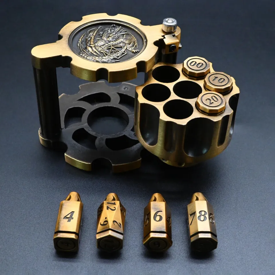 Dragon's Lair Bullet Dice Gold Revolver tärningsset metall 7 delar