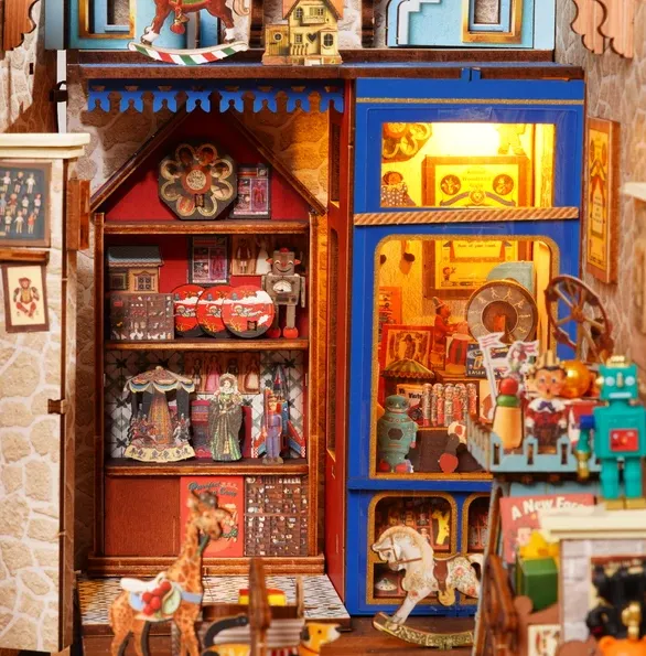 Dragon's Lair Rolife Treasure Toy Shop book nook 380