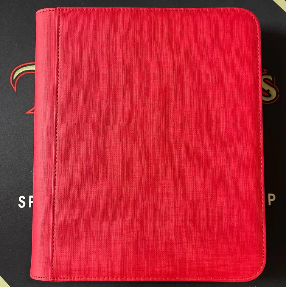 Dragon's Lair Toploader Zip Cardbinder 4-Pocket pärm röd