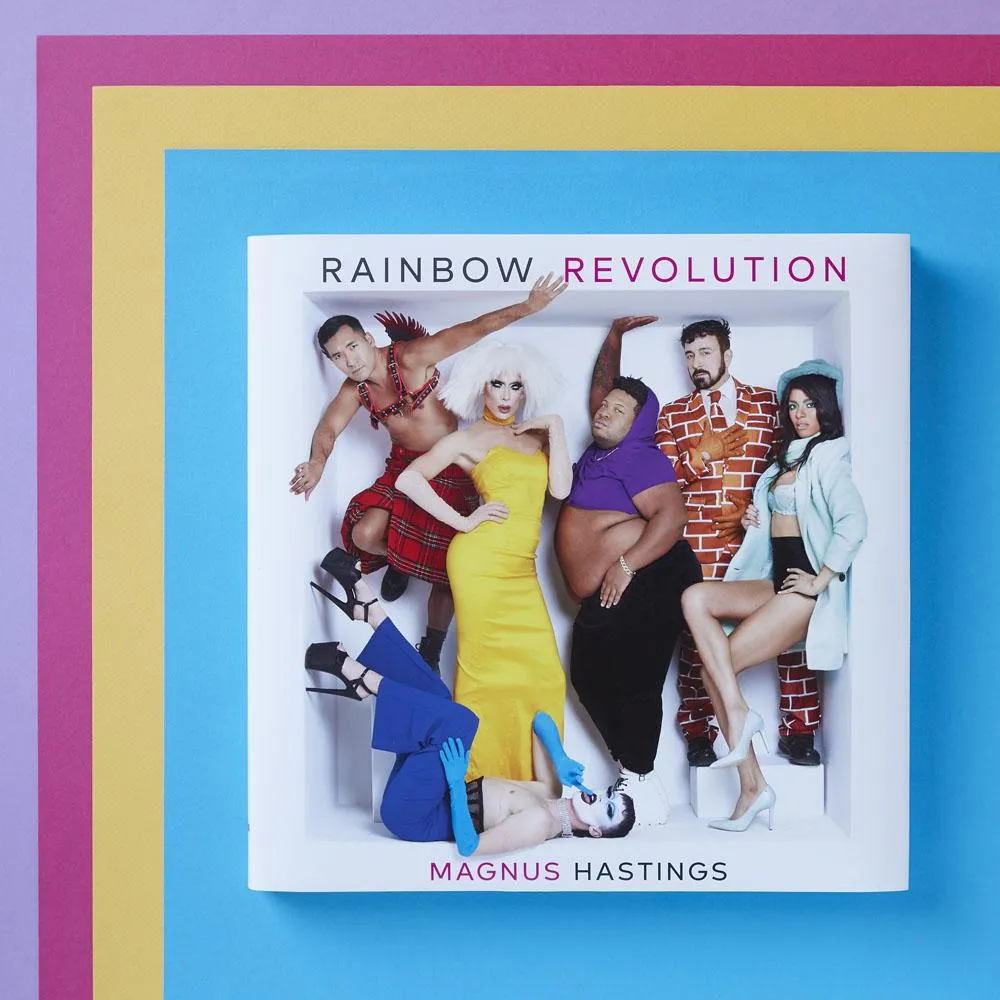 Chronicle Books Rainbow Revolution fotobok queer