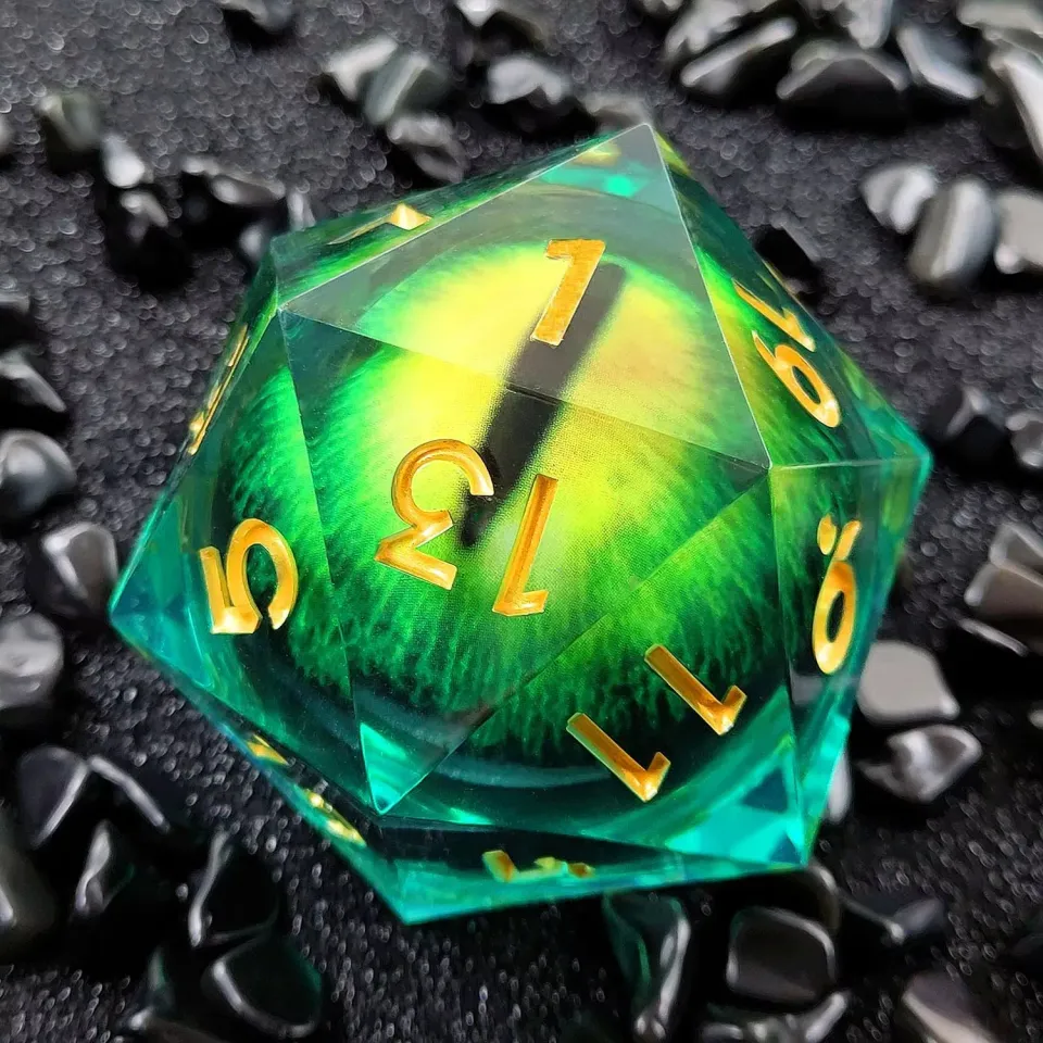 Dragon's Lair Emerald Eye D20 tärning 33mm gul-grön