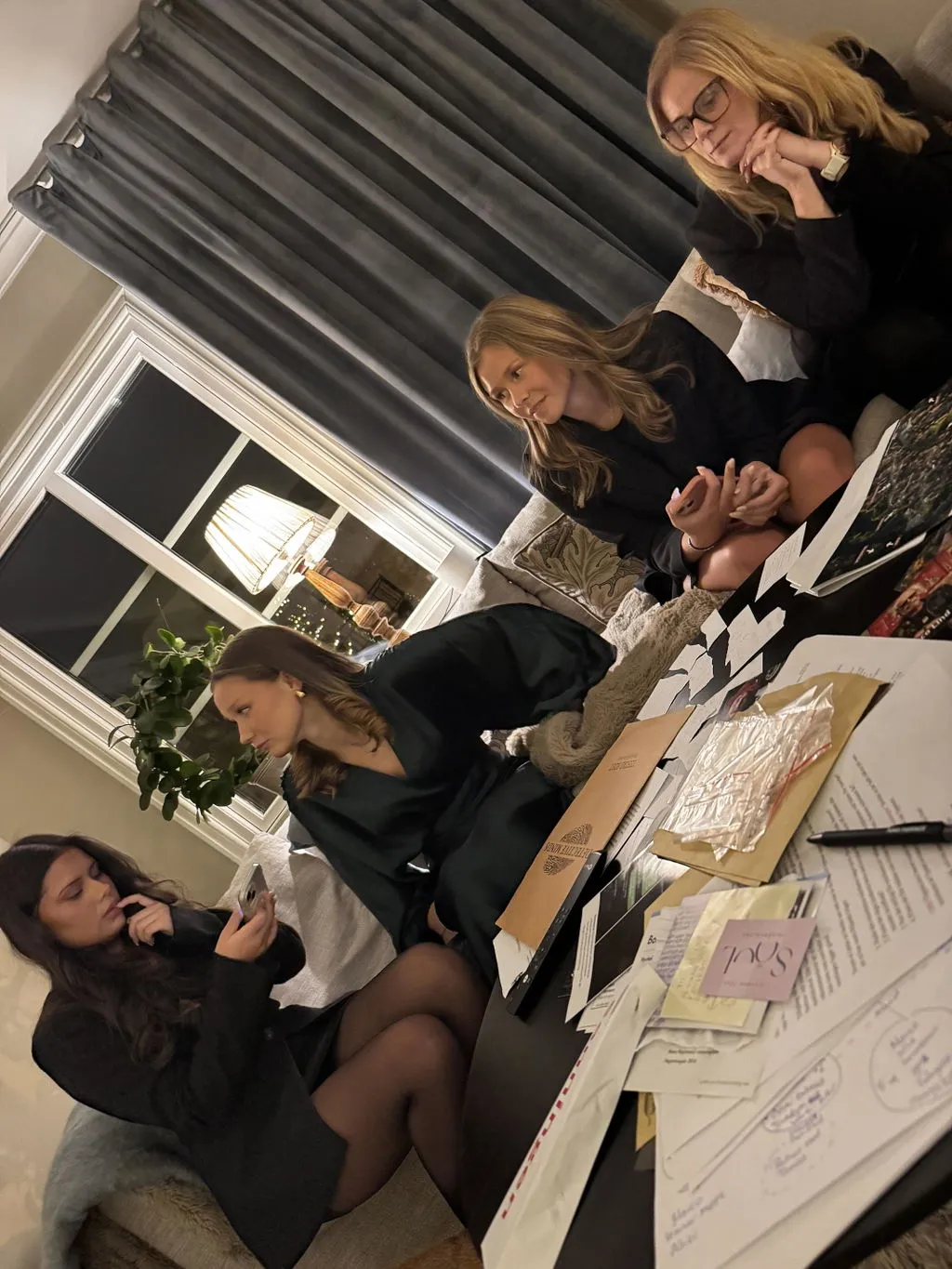 Detective Minds Tystad Röst deckarspel svårighet 3 av 5