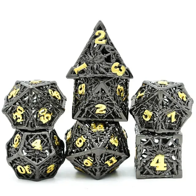 Dragon's Lair Metallic Hollow Spider Black tärningsset ihålig metall