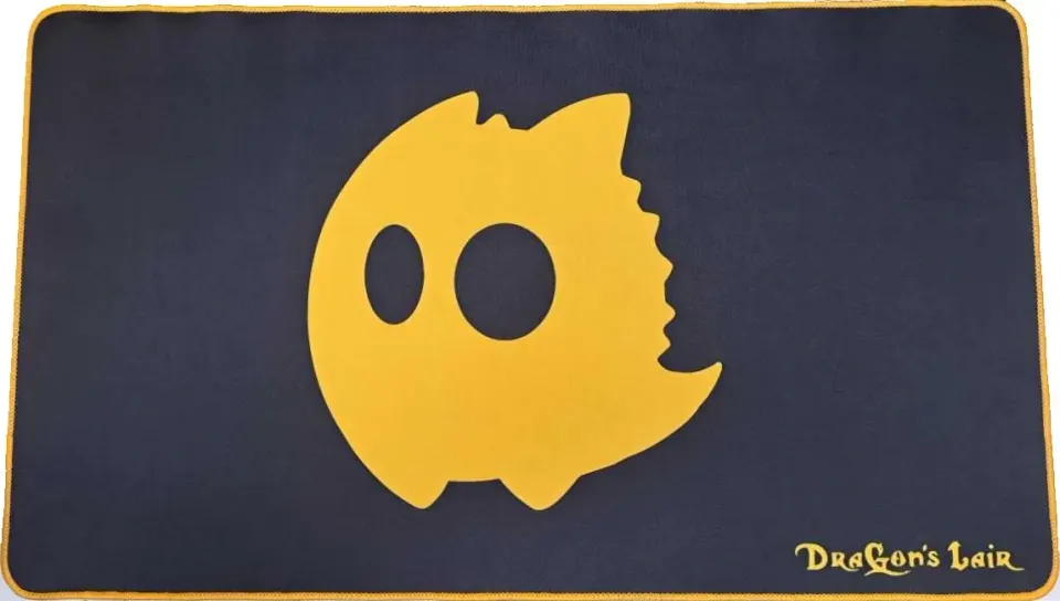 Dragon's Lair Spelmatta playmat guld drake sydd kant