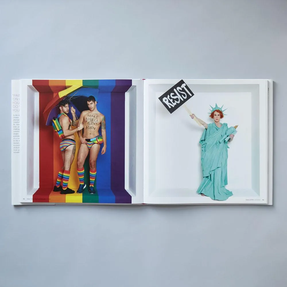 Chronicle Books Rainbow Revolution fotobok queer