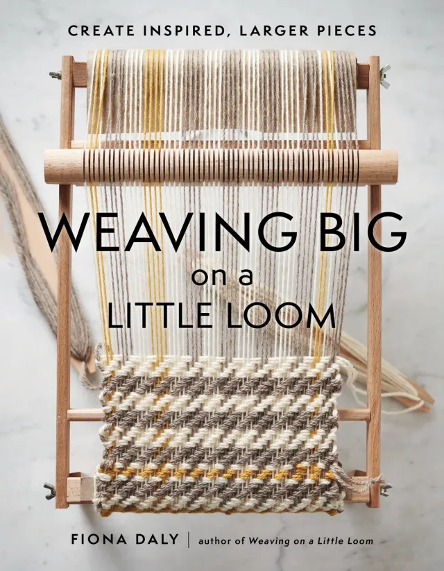 Chronicle Books Weaving Big on a Little Loom vävbok ram