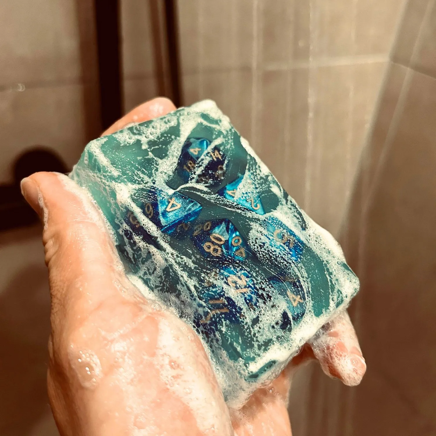 Dragon's Lair Dungeons & Bubbles tvål tärningsset körsbärsblom 7st