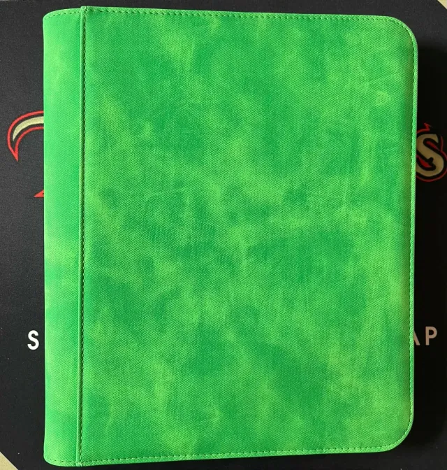 Dragon's Lair Toploader Zip Cardbinder 4-Pocket pärm grön