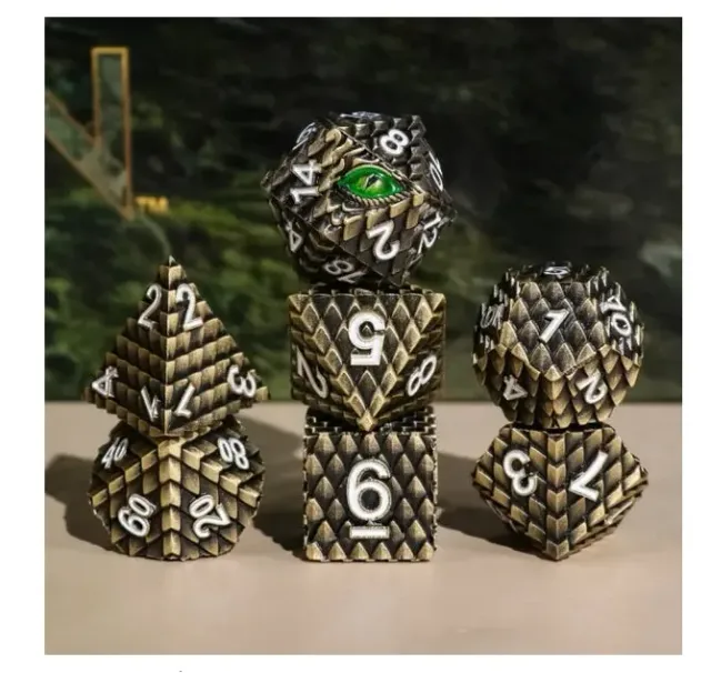 Rollspelstärningar metall Dragon Scale brons 7-pack