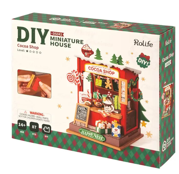 Rolife Cocoa Shop miniatyrhus pysselkit bokhylla