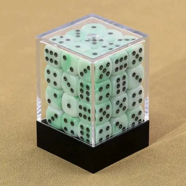 Dragon's Lair Green Silk D6 tärningar 12 mm 36-pack