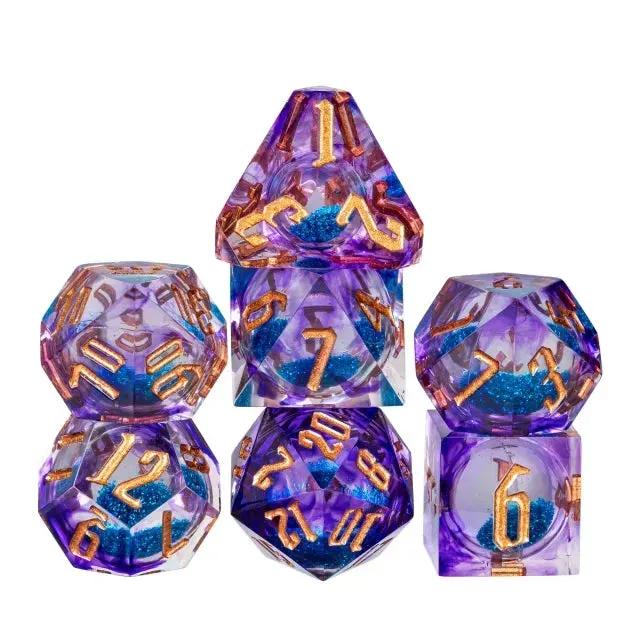 Dragon's Lair Metallic Liquid Dice Purple Gold tärningsset