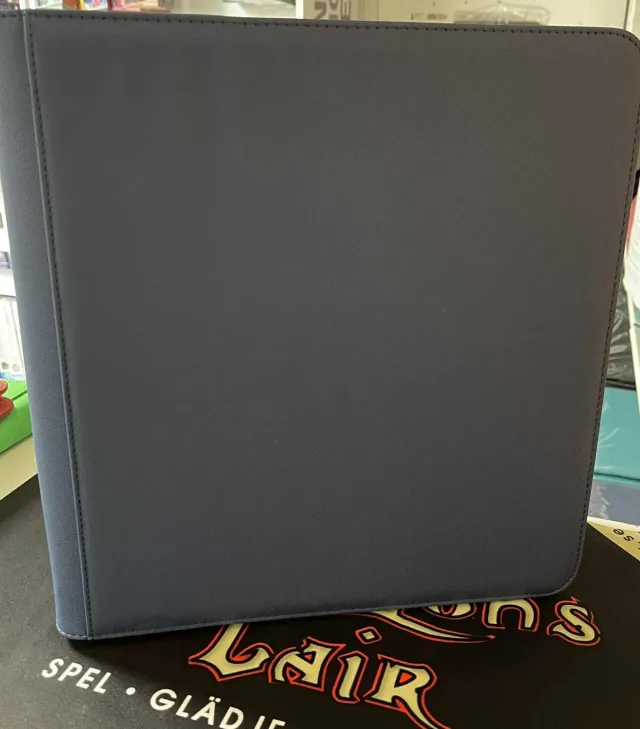 Dragon's Lair Zip Cardbinder 12-Pocket Kortpärm Blå 480 Kort